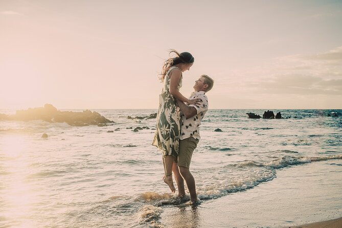 A Romantic Photoshoot for 2 in Maui - Who this Maui couples photoshoot fits best