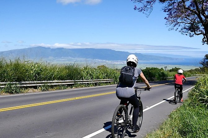 Best Haleakala Downhill Self-Guided Bike Tour with Maui Sunriders - Makawao Town Stop: Paniolo Country and a Proper Lunch Break