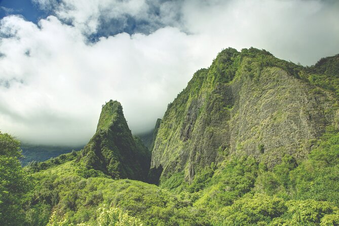 Best of Maui Tour: Sips, Sites and Bites with Lunch - Makawao Town and Kaahumanu Church: Plantation-Era and Mission-Era Clues