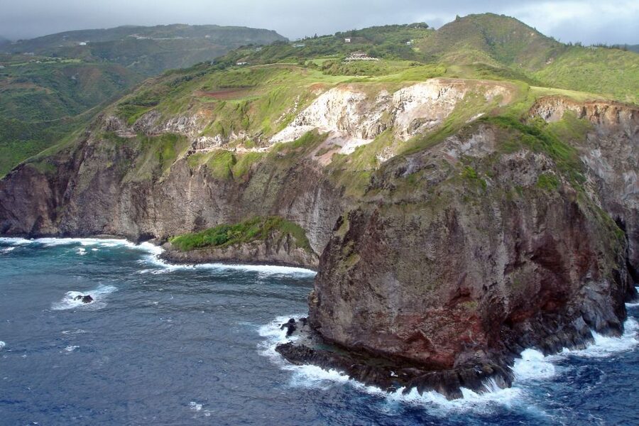 Central Maui: Two-Island Scenic Helicopter Flight to Molokai - Kahului Heliport to the world’s largest sea-cliff drama