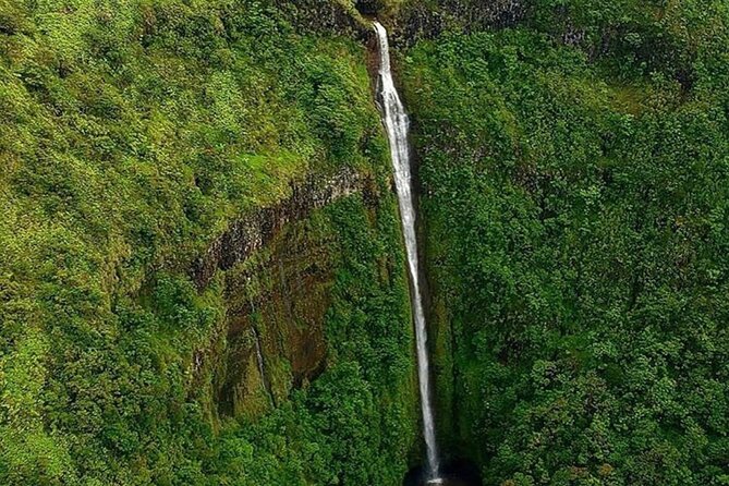 Complete Island 60-Minute Helicopter Tour - West Maui Mountains, the Wall of Tears, and all those waterfalls