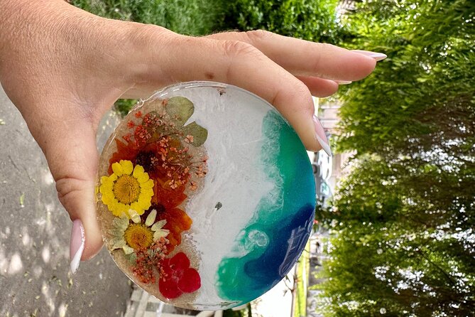Epoxy Resin Art and Craft Coaster Set Experience - Safety and Setup: Gloves, Aprons, and Resin Handling