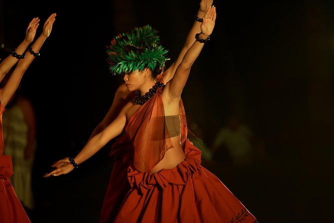 Feast at Mokapu Luau in Wailea - Premium seating and table setup: how to get a better view