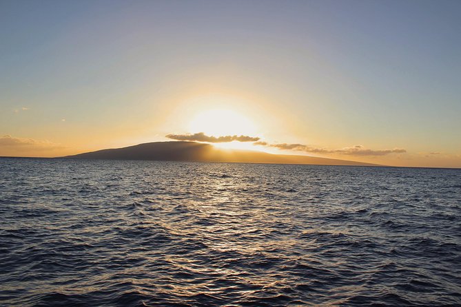 From Ma'alaea Harbor: Sunset Dinner Cruise Aboard the Quicksilver - Quicksilver Catamaran Comfort and How to Get the Best Views
