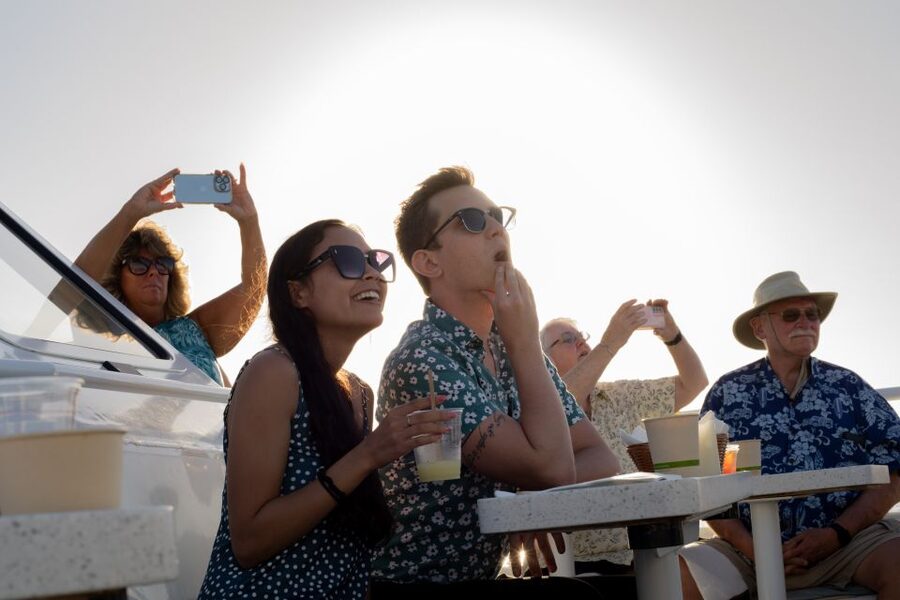 From Ma'alaea: Sunset Dinner Cruise Aboard the Quicksilver - Maalaea Bay at sunset: panoramas, dolphins, and occasional whale magic