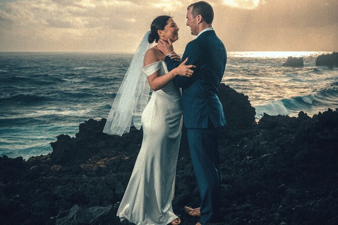 Get Married on Maui - Value check on the $2,799 group price (up to 15 people)