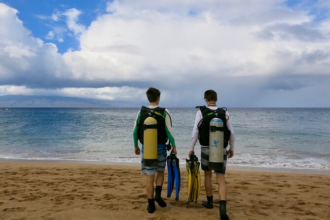 Guided Scuba Dive in Lahaina: Certified - A certified shore scuba session in Lahaina and Kaanapali