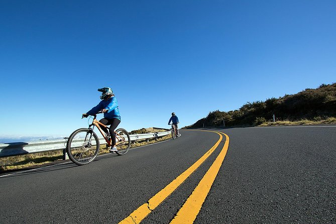 Haleakala Morning Best Guided Bike Tour with Bike Maui - Weather reality: what rain does to a sunrise bike day