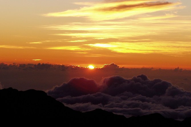 Haleakala National Park with Breakfast and South Side Pickup - Inside the Haleakala Crater Stop: How the Sunrise Part Works