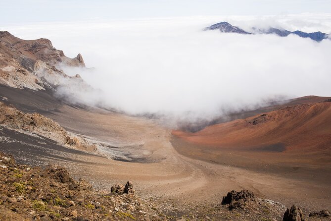 Haleakalā Sunset Spectacle Private Tour: Maui’s Heavenly Evening - A Maui evening built around the Haleakalā crater scale