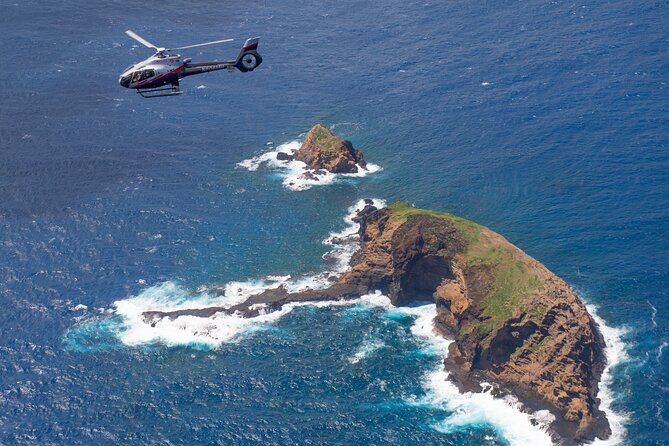 Hawaiian Odyssey: Maui, Molokai & Lanai Scenic Helicopter Tour - Lanai and Shipwreck Beach: the surreal part of the route