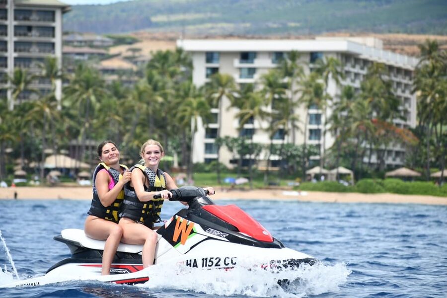 Kaanapali Beach: Jet Ski or Flyboard Rental Tours - Kaanapali Beach to Jet Ski Island: How the day flows