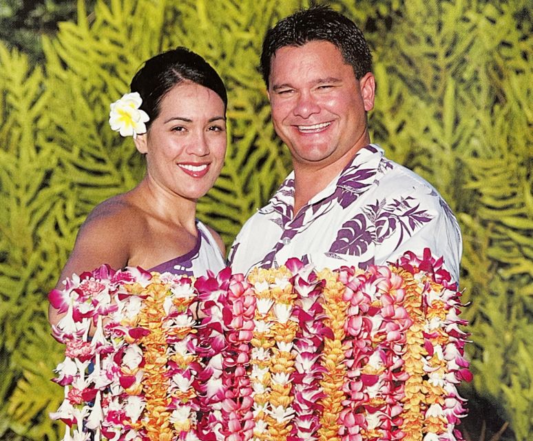 Kahului Airport: Maui Flower Lei Greeting Upon Arrival - The orchid lei choice, and why it is a smart pick