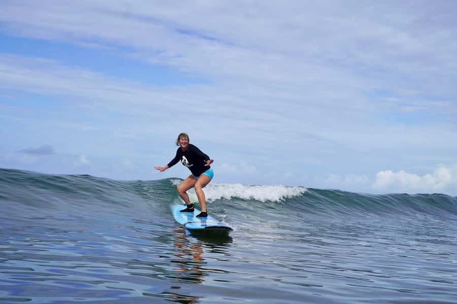 Kihei, Maui: 2-Hour Beginner Surfing Class - From Safety Briefing to First Ocean Attempts