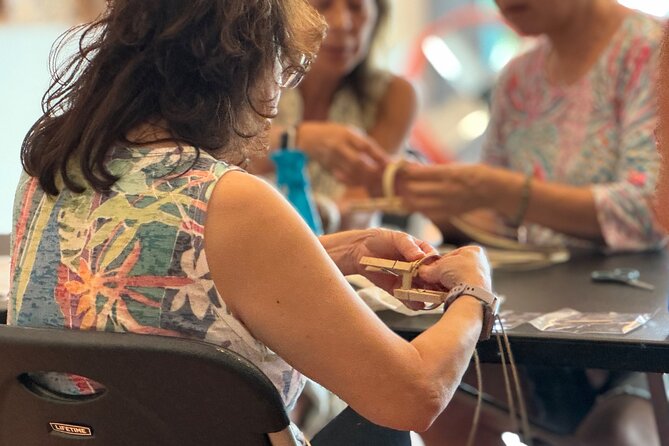 Lauhala Bracelet Craft Class on Maui - Why Lauhala weaving works as a Maui activity