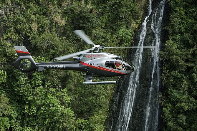 Luxury Helicopter Experience with Hana Rainforest Landing - What to wear and bring for a rainy-possible rainforest landing