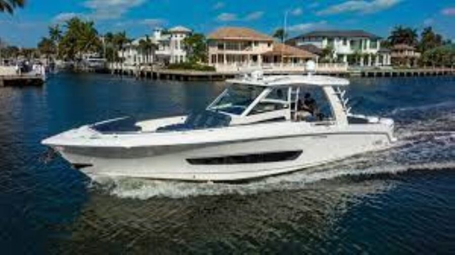 Maalaea: Small Group 2-Hour Whale Watch Experience - Comfort wins: SeaKeeper stabilizer, restroom access, and BYOB drinks