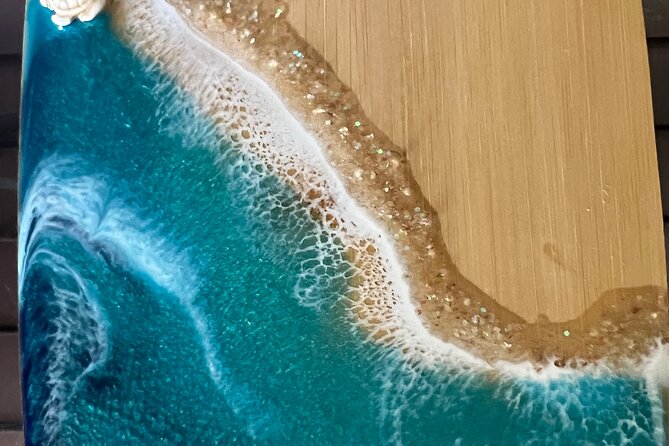 Make your own Maui Souvenir/Ocean resin class - Workshop comfort: snacks, island drinks, and BYOB