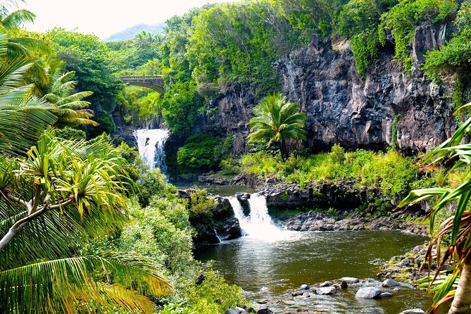 Maui Adventure Bundle: 6 Epic Audio Driving Tours, Including Road to Hana - Day 6: West Maui beaches, blowholes, and Iao Valley