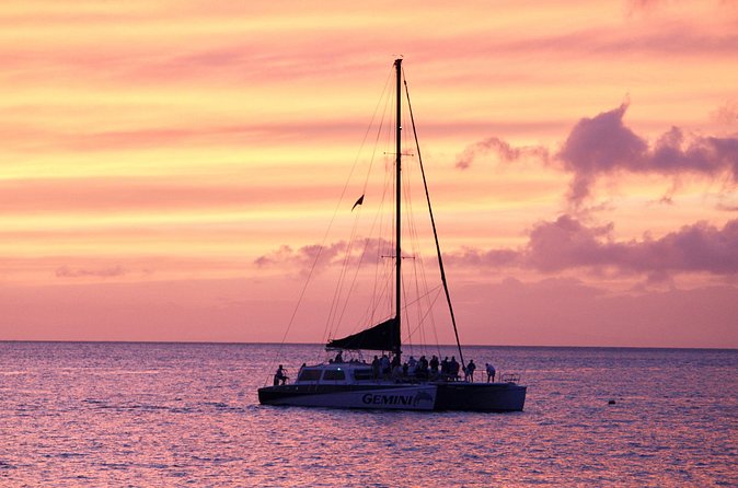 Maui: Coast of Ka'anapali Beach Sunset Dinner Sail - Whale Watching, Photo Time, and the Crew That Keeps the Night Fun