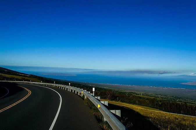 Maui Haleakala Self Paced Downhill Bike Tour with Mountain Riders - Guides and the safety rhythm you’ll feel on the day