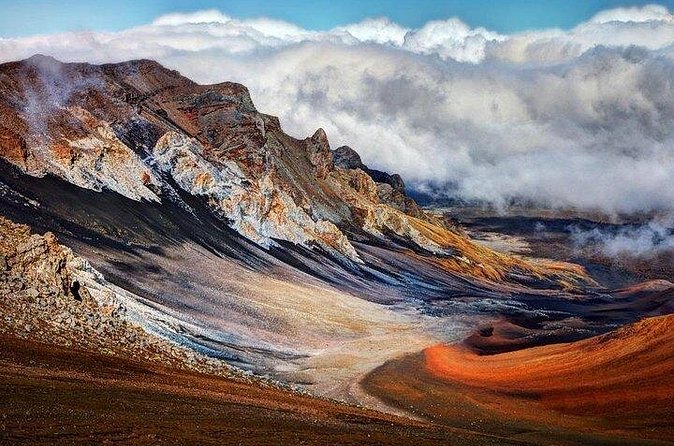 Maui Haleakala Self Paced Downhill Bike Tour with Mountain Riders - Check-in and logistics: where you meet and how long it takes