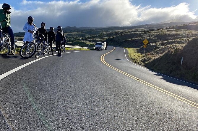 Maui Haleakala Sunrise Downhill Bike Tour with Mountain Riders Rated #1 - What you pay for: value of $279 and what’s missing