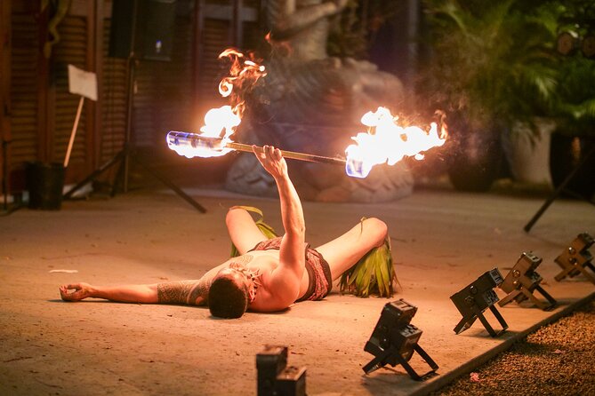 Maui Hula Show: Hula and Fire Dancing at South Maui Gardens - Fire Dancing Finale, Knife Dancing Energy, and Expectation Setting