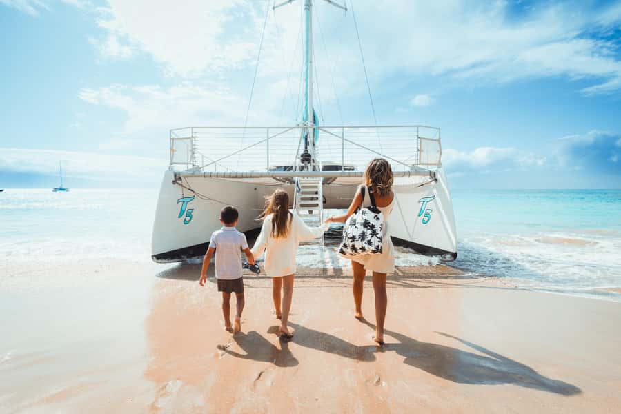 Maui: Kaanapali Whale Watching Boat with Open Bar and Food - The Whale Sightings Guarantee: How It Reduces the Usual Stress