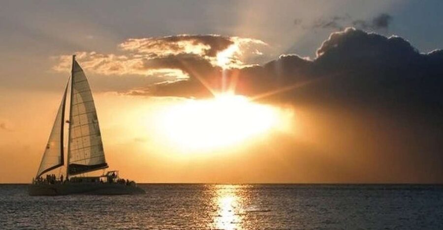 Maui: Ma'alaea Catamaran Sunset Sail with Appetizers - Key things that make this cruise worth your time