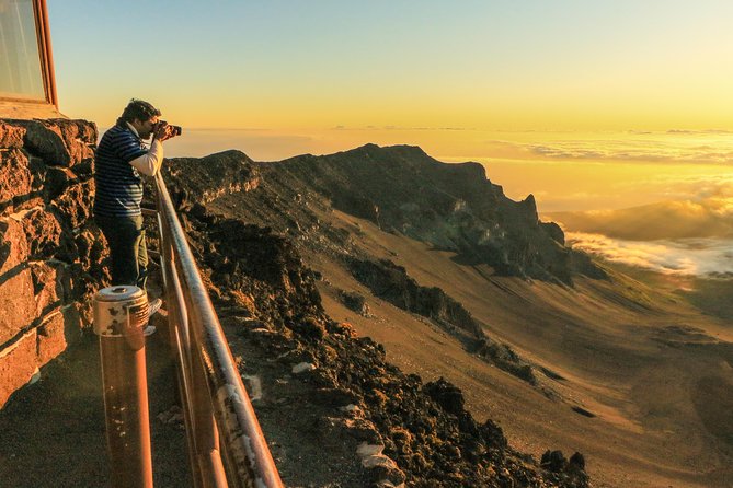 Maui: Majestic Haleakala Sunrise Tour with Pick-up - Breakfast after sunrise: why the meal is part of the value