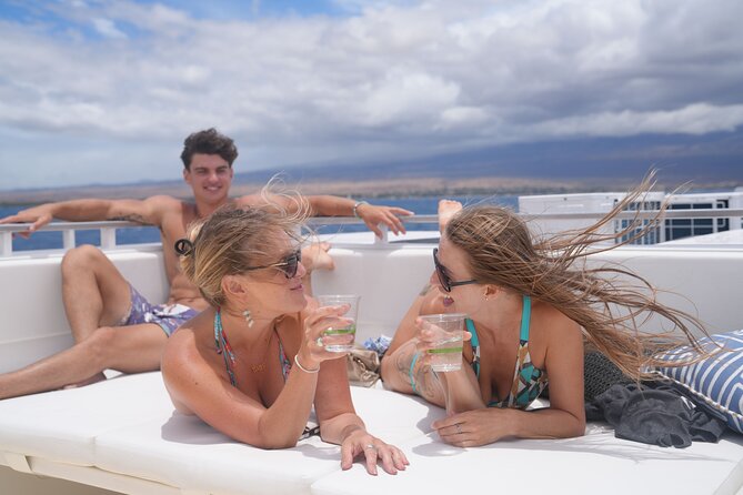Maui: Molokini and Turtles Luxury Yacht Snorkel - Whale chances: a bonus when Maui is in season