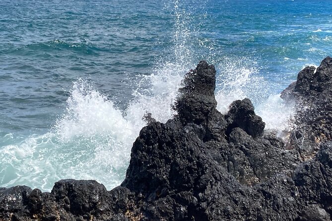 Maui part-way to Hana North Shore sightseeing & Photography Tour! - Hookipa Beach Park: Surf, Kiteboarding, Wind Surfing, and Sea Turtles