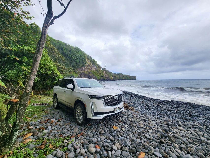 Maui: Private All-Inclusive Road to Hana Tour with Pickup - Red and black sand beaches, the Road to Hana’s dramatic punctuation