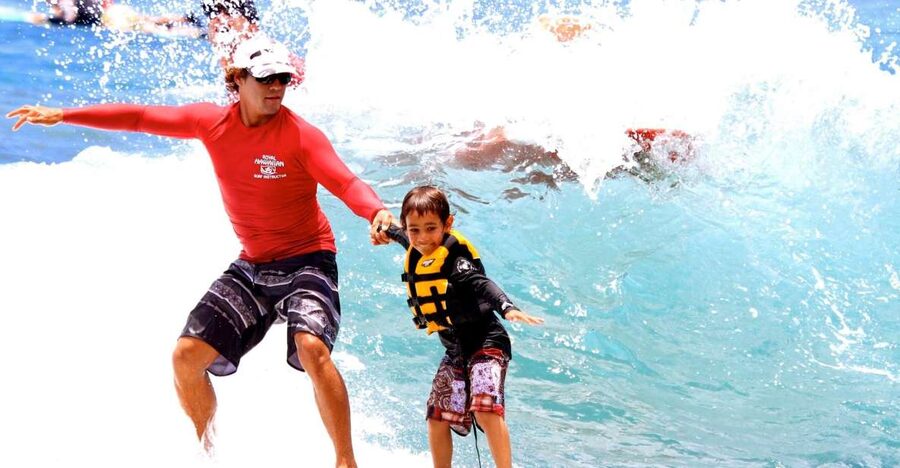 Maui: Private Surf Lessons in Lahaina - The pro photographer: close-up shots you can actually use