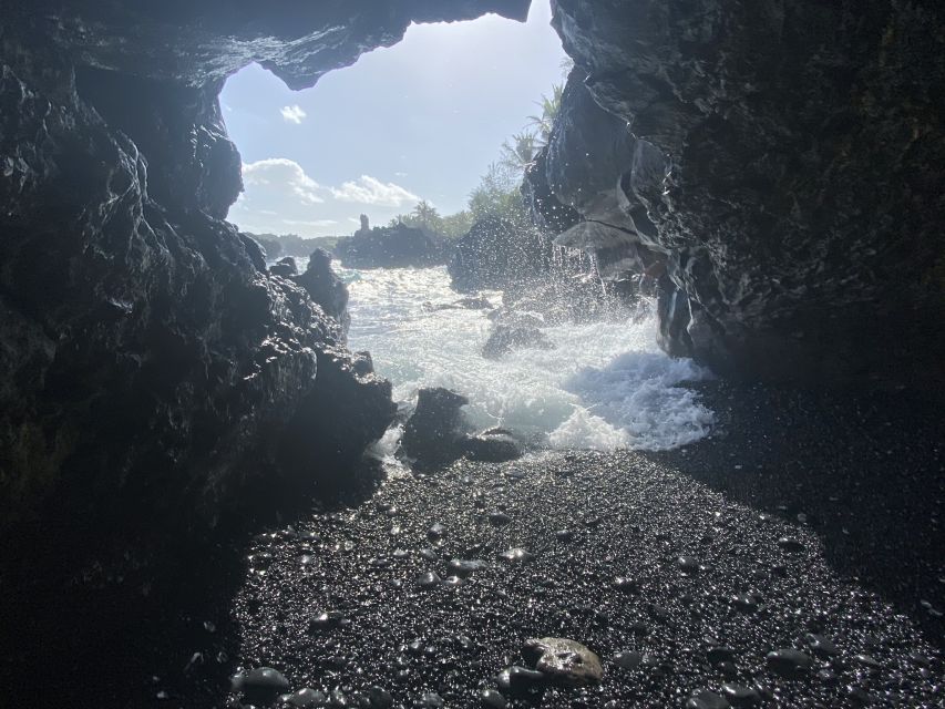 Maui: Road to Hana Private Adventure Tour with Luxury SUV - Laulima Organic Farm: sustainability you can taste and see