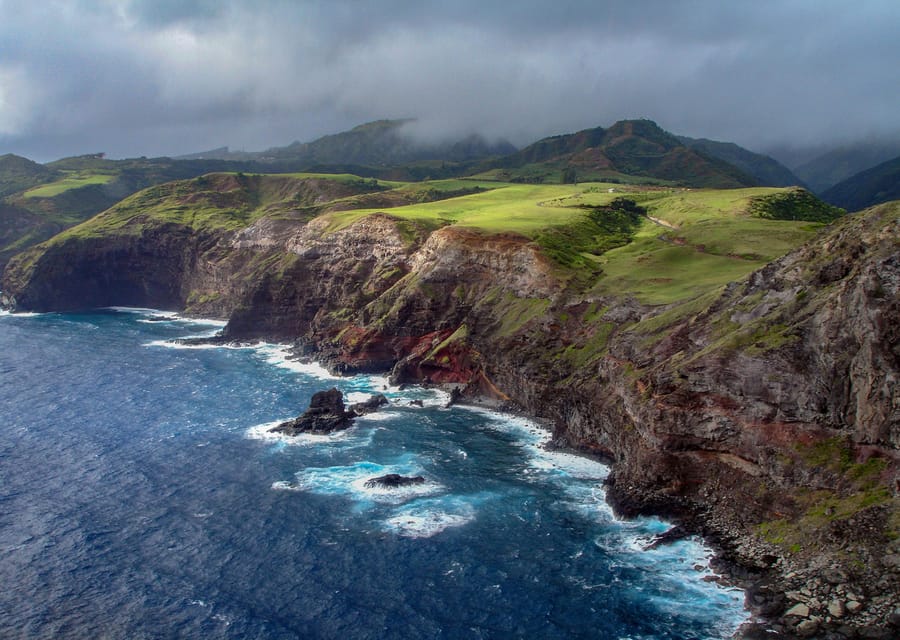 Maui: Waterfalls of West Maui and Molokai Helicopter Tour - Key things to know before you fly