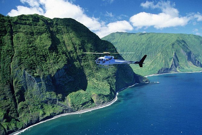 Oceanfront Landing 75-Minute Event Helicopter Tour - Why This Route Feels Special: West Maui, Molokai, Then Back to the Beach