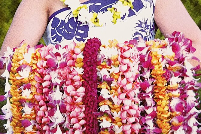 Orchid Airport Lei Greeting (Maui, Kahului Airport, OGG) - What the greeter gives you besides the leis