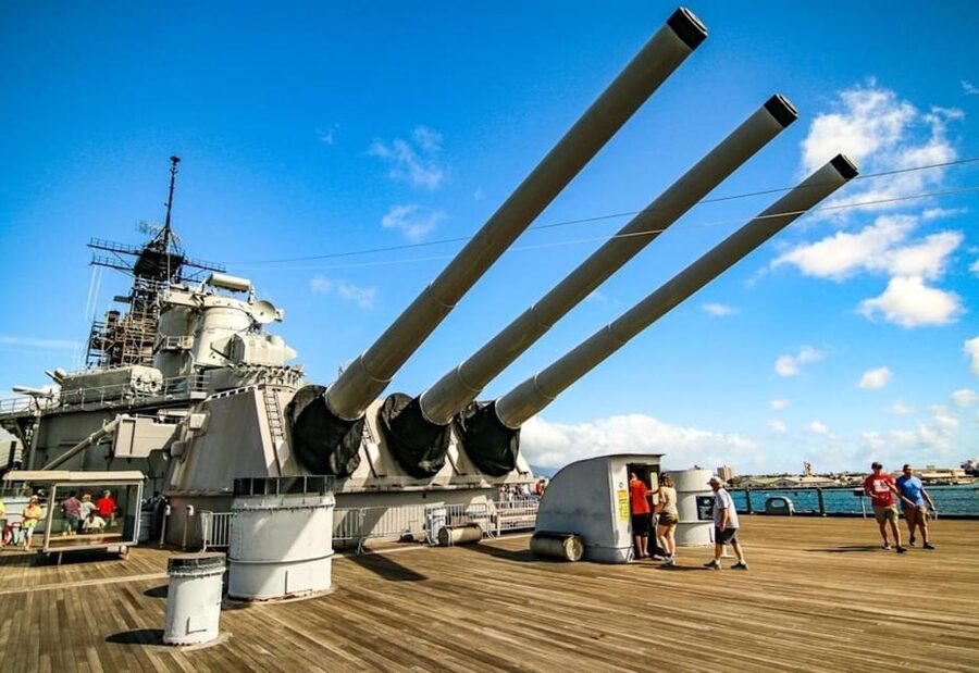 Pearl Harbor and Oahu Circle Island Tour FROM MAUI - Tropical Farms Macadamia Nut Farm and local treats