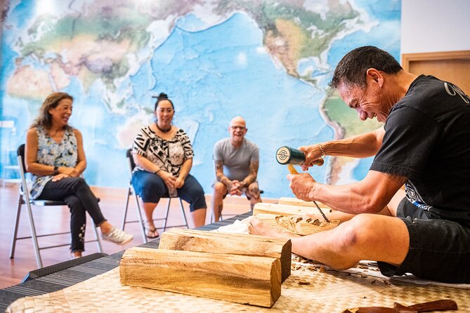 Polynesian Wood Carving on Maui - Arriving at the Oni Foundation and Warming Up in the Galleries