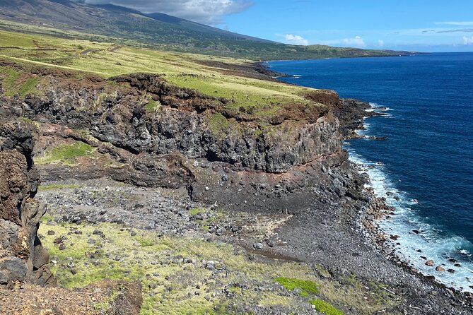 Rainforest Tour to Hana and Beyond - Waiʻanapanapa State Park: Black Sand, Lava Tube, and Lunch With Views
