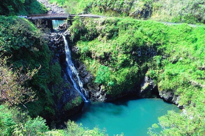 Road to Hana Private Jungle Tour - The drive starts in Kahului, then road-worn magic takes over