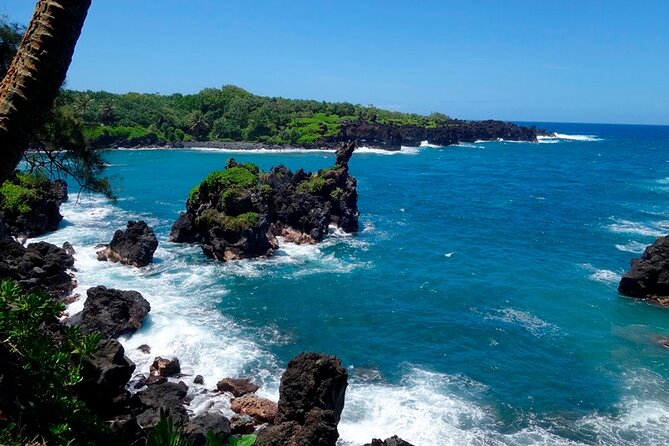 Road to Hana Rainforest, Black Sand Beach, Waterfalls & Lunch - Small-Group Energy and Storytelling Guides on the Curvy Route