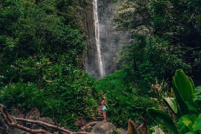 Road to Hana Tour - Best of Maui - Go Pro footage and the souvenir bottle you can actually use
