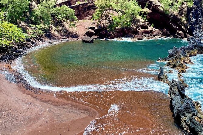 Road To Hana Tour with GO PRO 13 Videography - Food breaks that actually feel like a trip, not a timeline