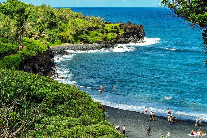 Road to Hana Tour with Lunch and Pickup - Puaa Kaa State Park: freshwater waterfall swim, picnic lunch, and weather checks