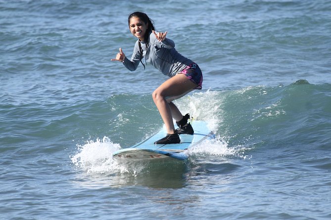 Semi-Private Surf Lesson - 3 Students 1 Instructor - Why Lahaina and the Breakwall is a smart surf classroom
