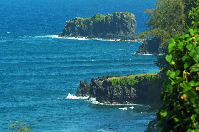 Shore Excursion: Road To Hāna Tour for Pride Of America Passengers - Ke‘anae Point: a quick peninsula stop that sets the tone
