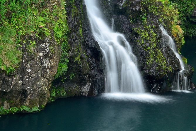 Small-Group Luxury Tour: Road to Hana and Ka'eleku Cavern Day Trip - Price and value: is $385 a smart use of your Maui day?